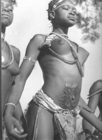 scarification african woman