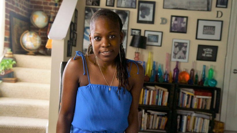 darlene in living room 4 (2)